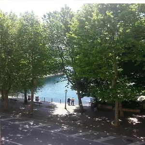 Hll Lungolago Lecco